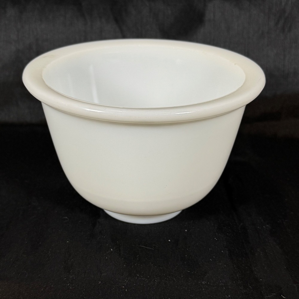 Vintage White Milk‎ Glass Replacement Bowl 7" Fits Sunbeam Mixmaster 3.5" Foot